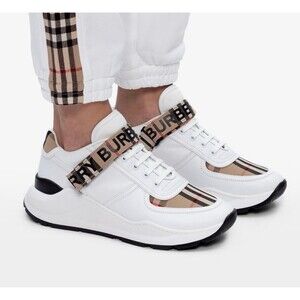 Burberry Sneakers 42